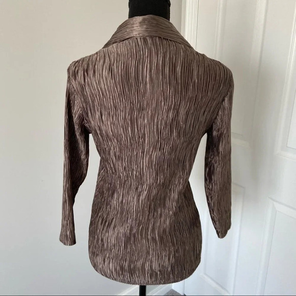 Jolie Mine  Paris Pleat Pisse’ Crinkle Satin Jacket - Picture 3 of 16